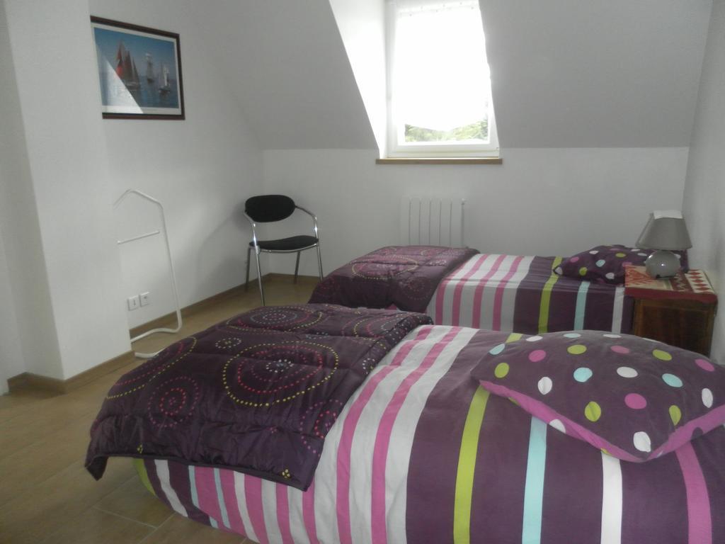 Les Gites De Kerroyal Garlan Room photo